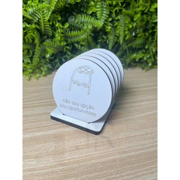 Porta Copos MDF Branco Flork com Frases Engraçadas 8 cm - Imagem 2