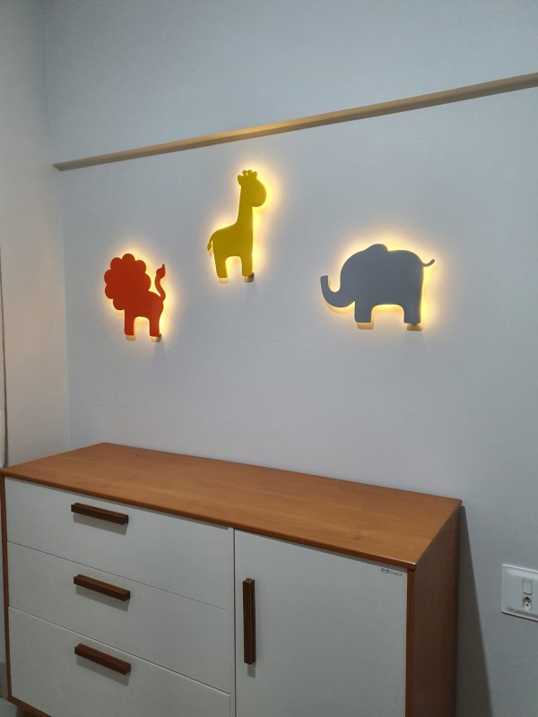 Luminosos Safari em MDF Leão Girafa Elefante e Macaco - Imagem 7